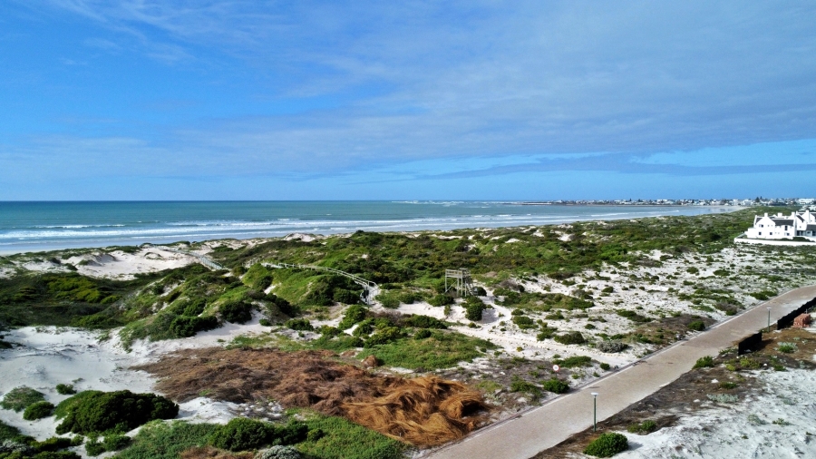 4 Bedroom Property for Sale in Struisbaai Western Cape